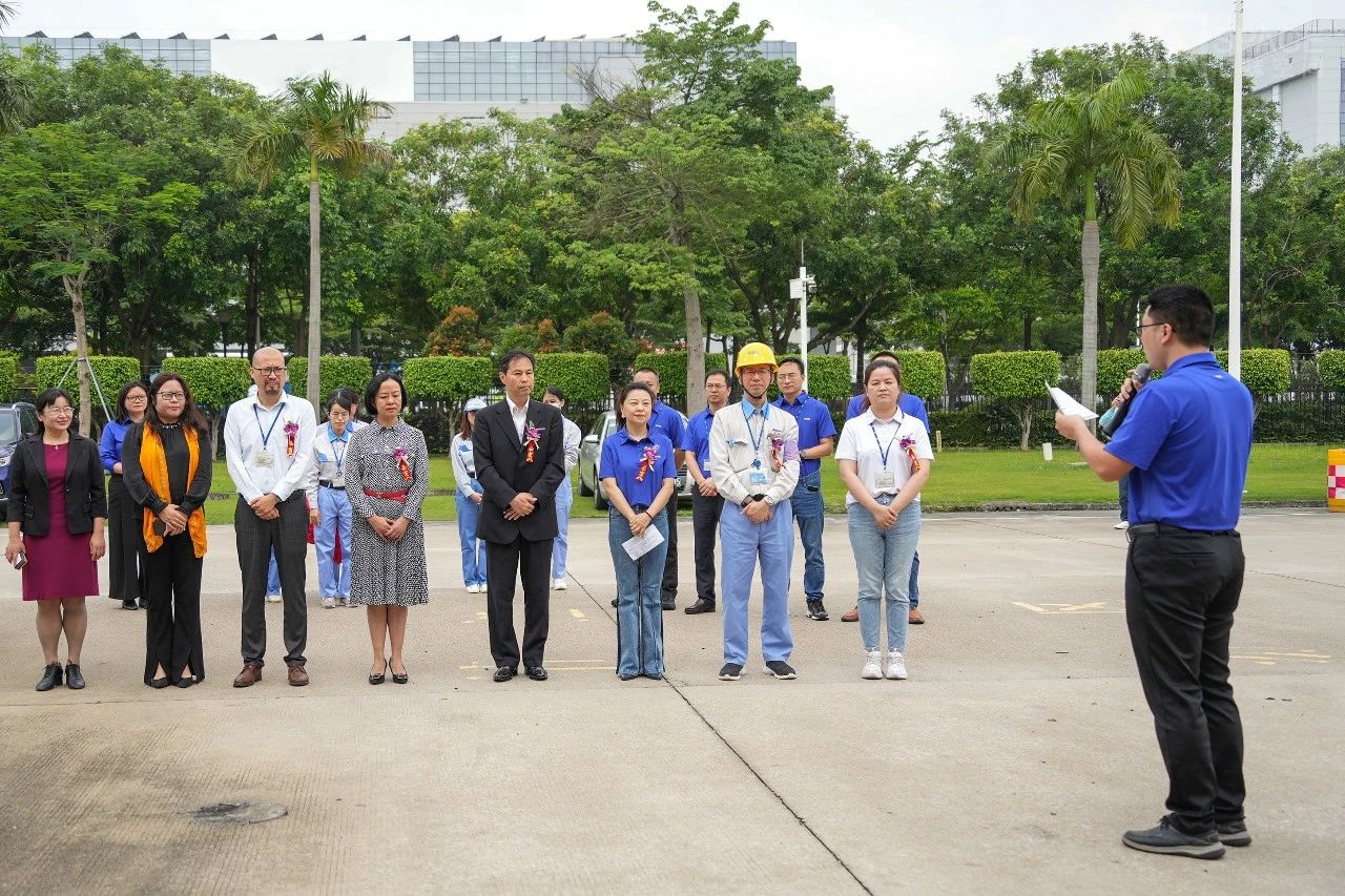 艾杰旭(adcs)海格物流氢能源汽车首发仪式圆满举行 艾杰旭(adcs)海格物流氢能源汽车首发仪式圆满举行